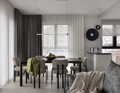 Miniatura: Dwa  poziomy,  jeden język  – apartament...